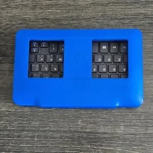 RCA Tablet Keyboard Blue Case 7” - Model RKT773P - Like NEW
