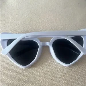 REVOLVE Bride To Be Heart Sunglasses