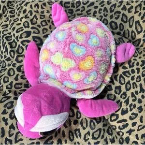 Ripley's Believe It Or Not Aquariums Pink Heart Plush Sea Turtle