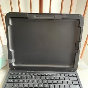 Rocketfish IPad 2 Keyboard Capsule Model No. RF-iCap14 Black USB Cord Included