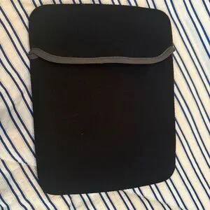 Rockland Black Neoprene 10”x8” Tablet/Laptop Sleeve Case Lightweight Portable