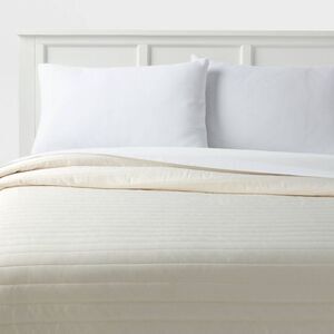 Room Essentials - Full/Queen Satin Quilt Ivory - Room Essentials: Mi Ivory