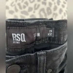 RSQ Black distressed Skinny Jeans 28/6