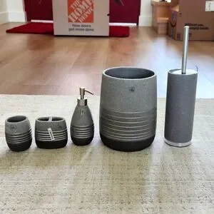 Sahara Grey Bathroom Accessory Set (Bedbath&beyond)