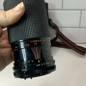 Sakar MC Zoom/C Macro 1:4.5 F=80-200 MM Mount Made In Japan 123412 With Mustang