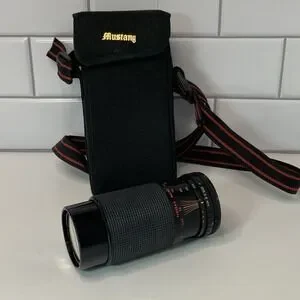 Sakar MC Zoom/C Macro 1:4.5 F=80-200 MM Mount Made in Japan 123412 With Mustang
