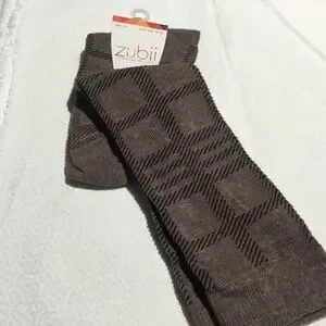 SALE. BUY 5/$10. . NWT Girls Knee Socks Sz 10