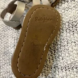 Saltwater sandals for little girls