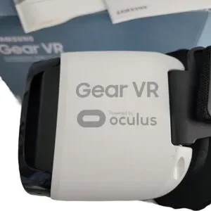 Samsung Gear VR Headset Still With Original Box Like New Condition