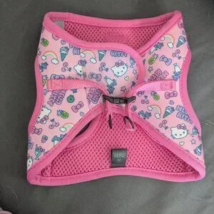 Sassy Meow Hello Kitty® Pink Medium Cat Harness