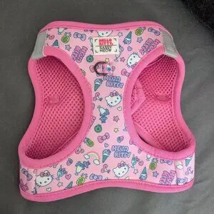 Sassy Meow Hello Kitty® Pink Medium Cat Harness