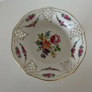 Schumann Bavaria Chateau Dresden Royal Dresner Art Footed Bowl