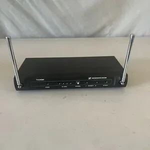 Sennheiser Microphone Diversity Receiver EM1-C Freeport Base Only. Excellent
