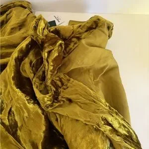 Set Of 2 NWT Urban Outfitters Crushed Velvet Opaque Window Curtains