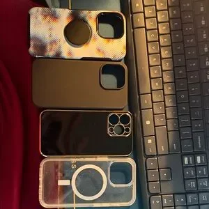 Set of 4 iPhone Cases - iPhone 13 Pro Black Multicolor Clear