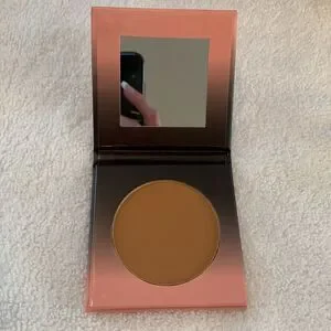Shades By Shan Bronzer