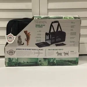 Sherpa Deluxe Medium Pet Carrier – Airline Approved For Small Dogs & Cats