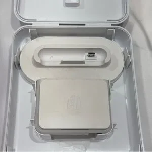 Shopify Chip & Swipe Credit Card Reader - White Model S1701