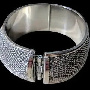 Silver Tone Mesh Hinged Bangle Bracelet 2.5" Diameter