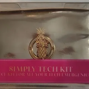 Simply Sourhern Tech Kit