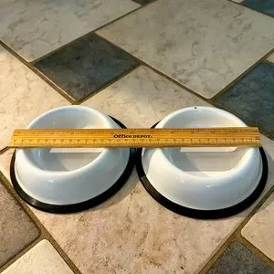 SMALL ENAMEL WARE PET DOG CAT FOOD BOWLS WHITE W BLACK RUBBER NONSLIP FOOT CUTE