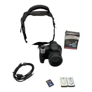 Sony Cybershot DSC-H400 Digital Camera 63x Optical Zoom & 2 Battery SD Card