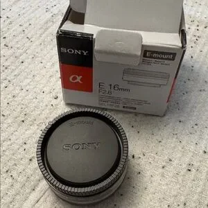 Sony E-mount 16mm F2.8 Interchangeable Lens For Sony E-Mount Sel16f28