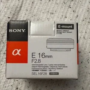 Sony E-mount 16mm f2.8 interchangeable Lens for Sony E-Mount sel16f28