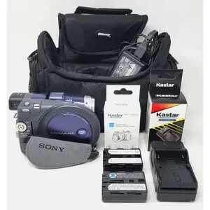 Sony Handycam DCR-DVD101 DVD Camcorder + Extra Battery + Charger + Case