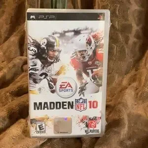 Sony PlayStation Portable - MADDEN NFL 10 Video Game - NEW