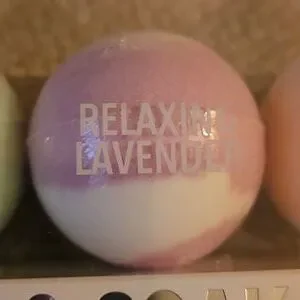 Soothe & Soak Bath Bombs NWB