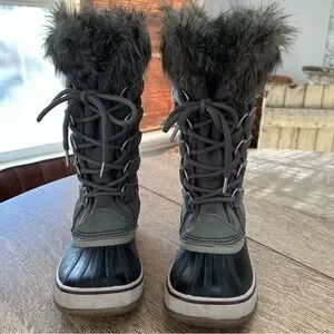 Sorel Joan Of Artic Suede Winter Insulated Fur Boots Gray Black Size 7.5