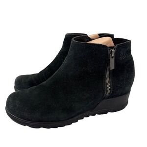 Sorel Womens 9 Evie Black Suede Ankle Boots Zip Wedge Round Toe LL4726-010 Sorel Womens 9 Evie Black Suede Ankle Boots Zip Wedge Round Toe LL4726-010