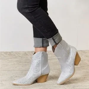 Sparkly Southern Cowgirl Boots