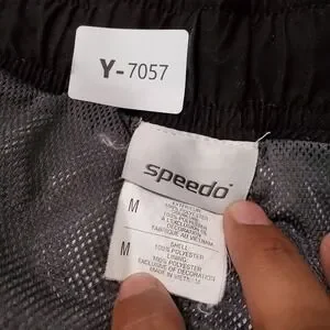 Speedo Men Swimwear Medium Gray Swim Trunks Drawstring Cargo Pocket 9" Inseam