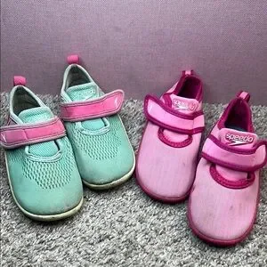 Speedo Water Shoes Green and Pink Lightweight Mesh