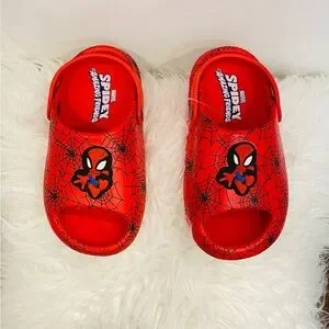 Spiderman Kids Shoes And Never Used Lunch Bag Bundle Vibrant Red