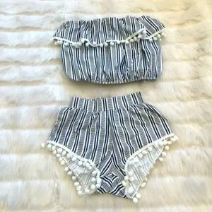 Stella Cove NWT Pin Stripe Pom Pom Short Set (10)