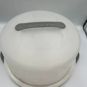 Sterilite Cake And Dessert Carrier 12 Inch Round
