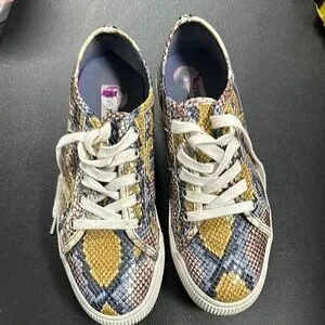 Steve Madden Multicolor Platform Sneakers Steve Madden Multicolor Platform Sneakers