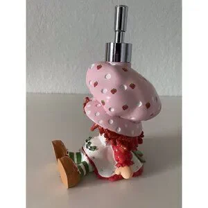 STRAWBERRY SHORTCAKE Figural Ceramic Soap Lotion Pump Dispenser Classic NEW