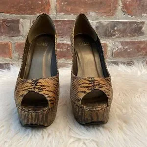 Stuart Weitzman Snake Print Peep Toe Stiletto Platform Pumps Size 10.5