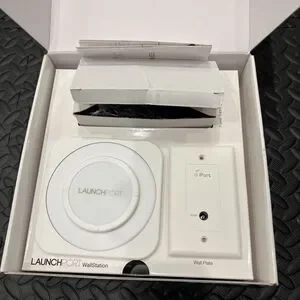 Super Rare IPort LaunchPort WallStation White Open Box For IPad