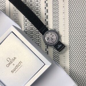 Swatch X Omega Moonswatch Mission To Earthphase Watch Velcro Band