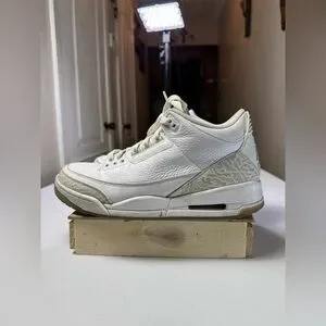 Sz 10.5 - Air Jordan 3 Retro Pure Triple White 2018 Rare