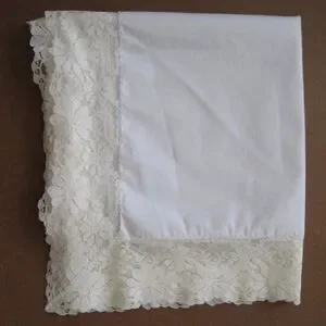 Tablecloth Flowers Cottage White Lace Trim 48x50"