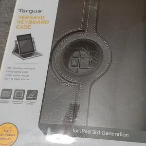 Targus Case With Keyboard For IPad 3rd And 4th Generation. New. Open Box