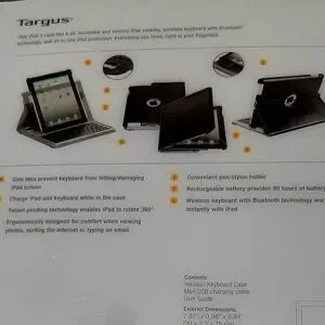 Targus Case With Keyboard For IPad 3rd And 4th Generation. New. Open Box