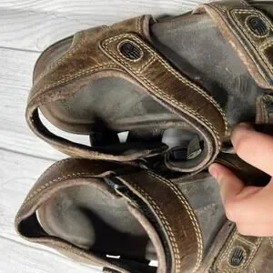 TEVA Brown Leather Quarter Strap Sandals Men's Size 9 Hiking Outdoor Shoes