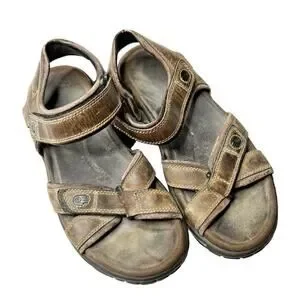 TEVA Brown Leather Quarter Strap Sandals Men's Size 9 Hiking Outdoor Shoes